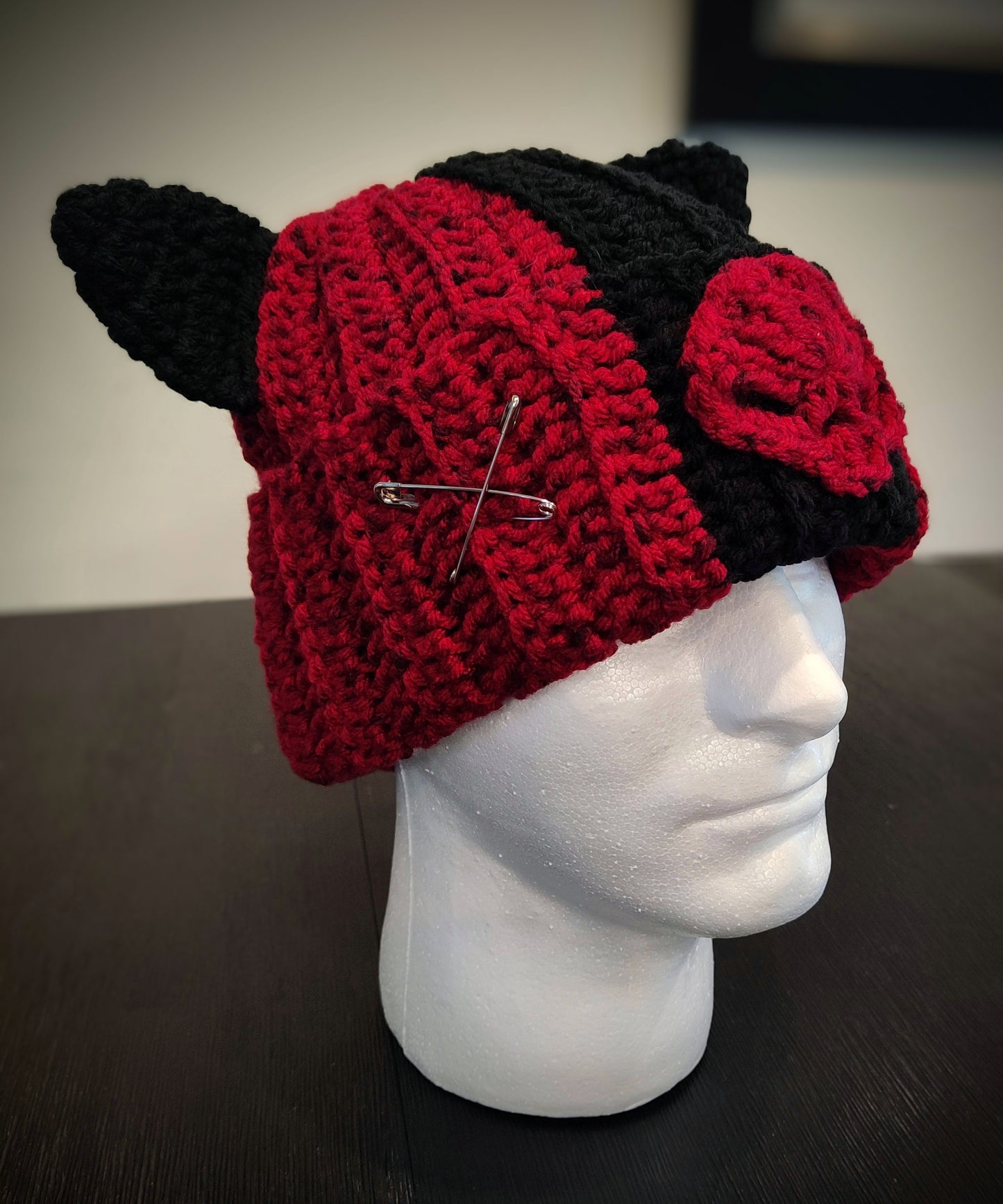 Cat Ear Skull Beanie Speckled Blood Red & Black