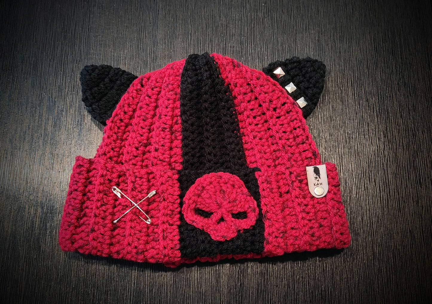 Cat Ear Skull Beanie Speckled Blood Red & Black